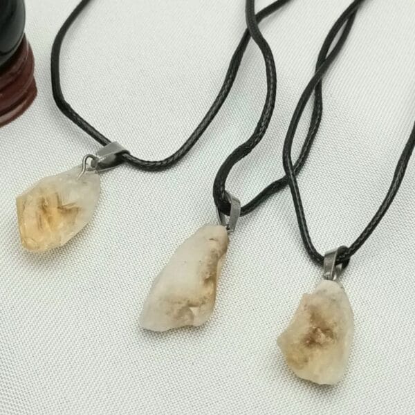 Colgantes de Piedra Natural en Bruto - Imagen 2